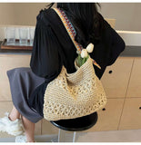Free Straw holiday tote bag with Order over $400